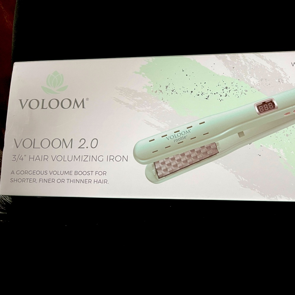 Brand Voloom 2.0, 3/4 of an  inch hair volumizing iron